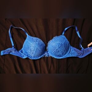 Victoria's Secret Vibrant Blue Lace Bra